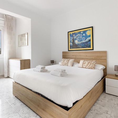 Besos - Bright Apartment Close To Congress & Port Sant Adria de Besos Exterior foto